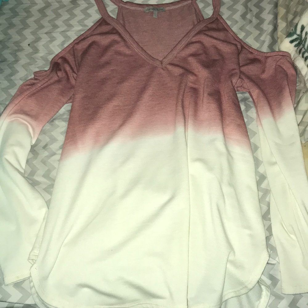 Open shoulder long sleeve